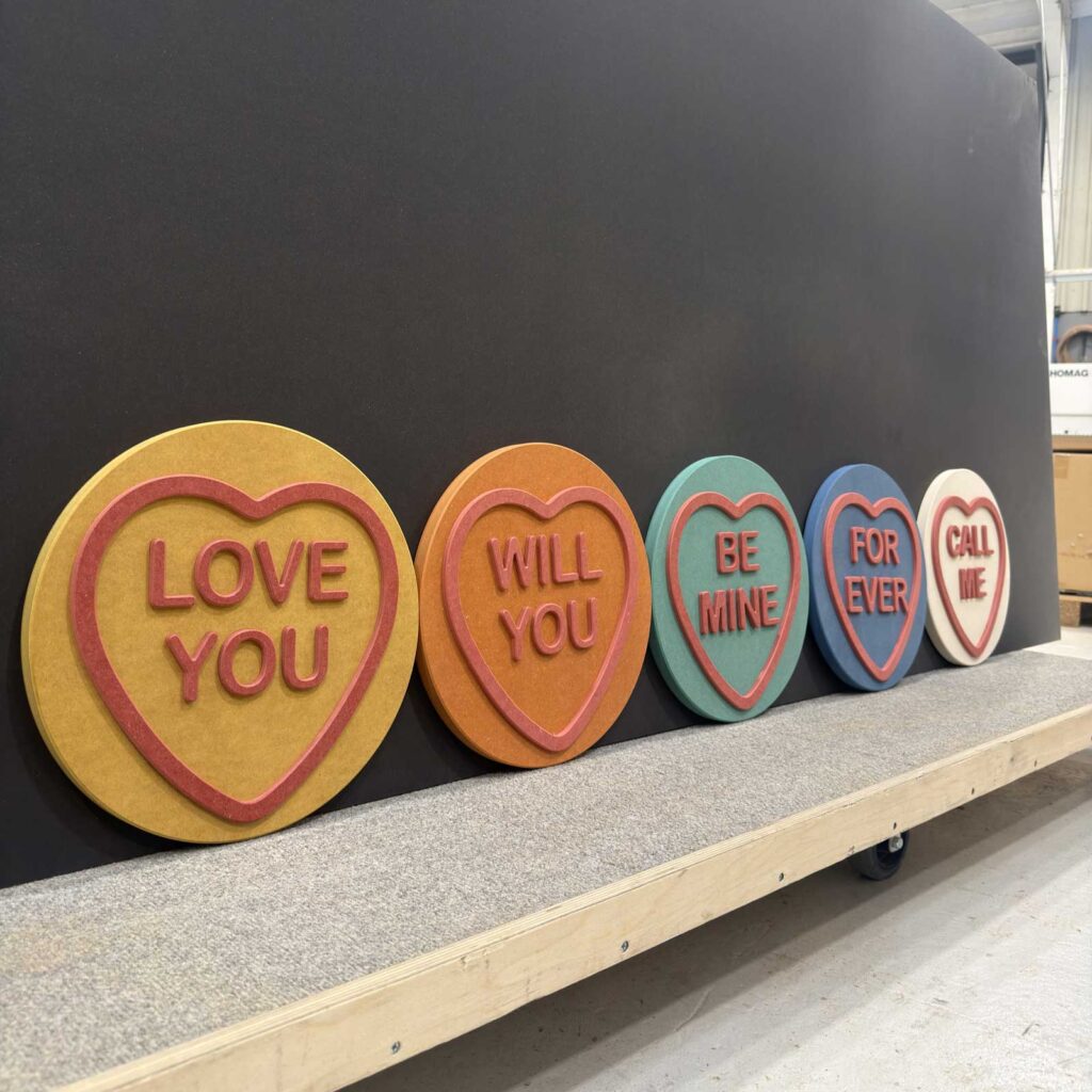 Valchromat MDF love heart sweets
